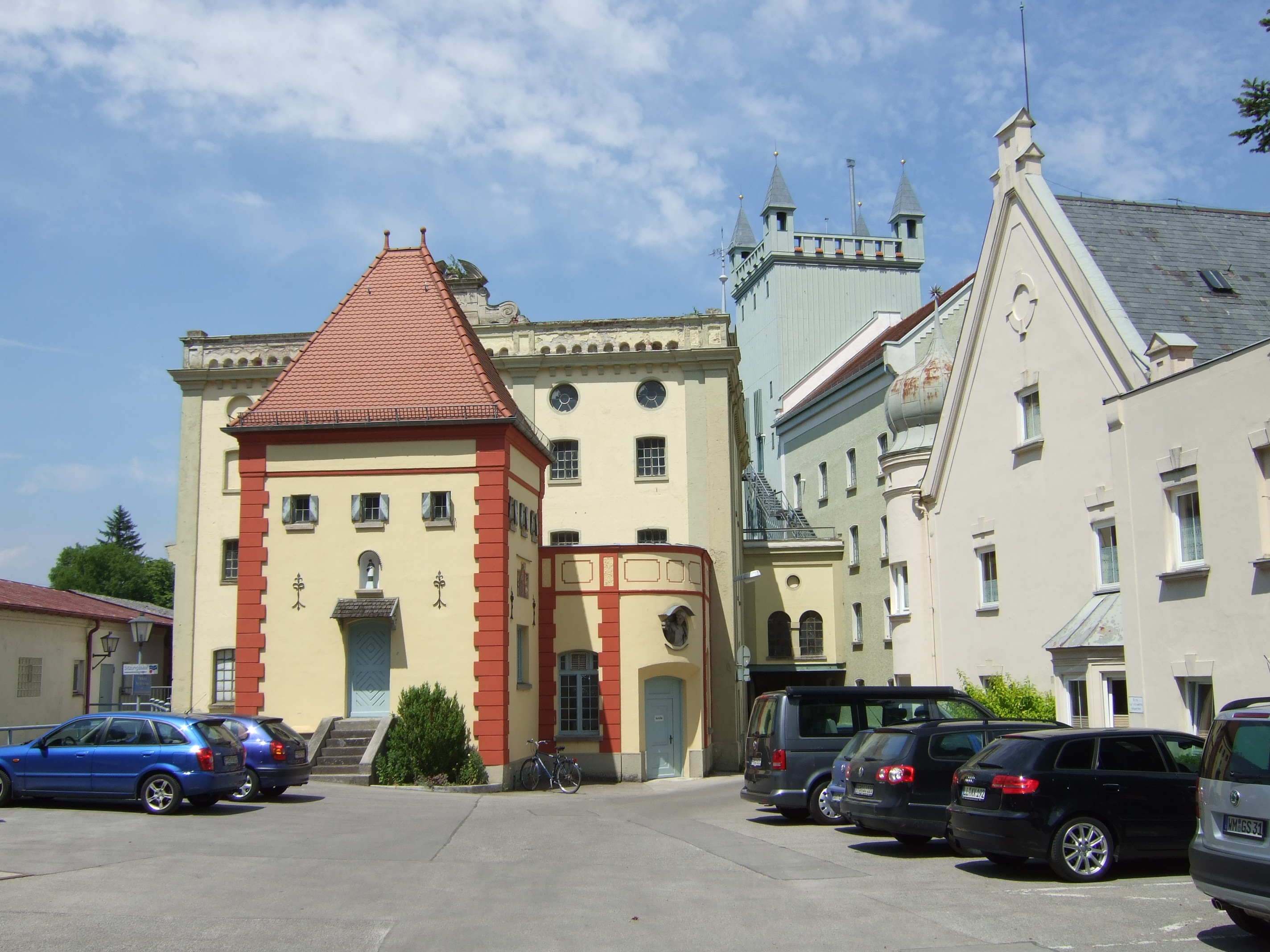 FFB Aumühle+Mühlenturm 01.jpg