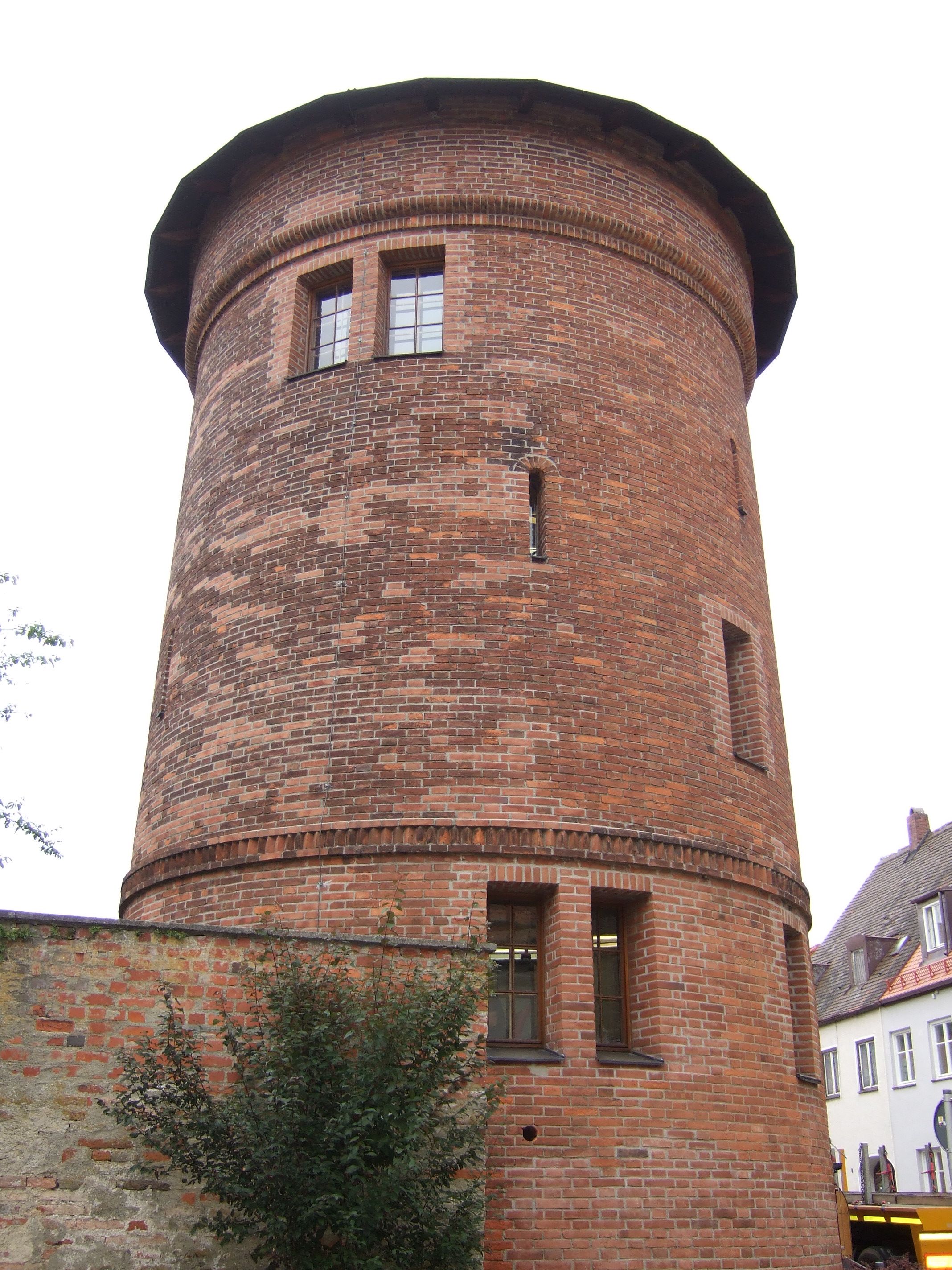Friedberg Roter T. 01.JPG